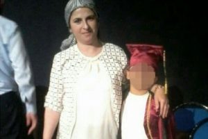Korkun&ccedil; olay! Anne &ouml;ld&uuml;r&uuml;ld&uuml;, engelli &ccedil;ocuğu darp edildi