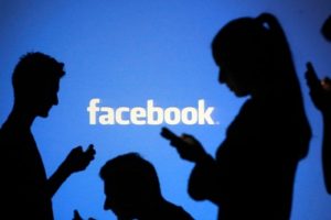 Facebook'tan iş bulmak artık m&uuml;mk&uuml;n!