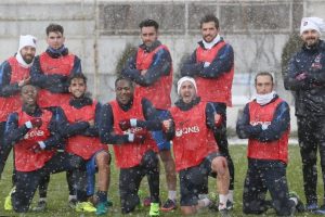 Trabzonspor kar altında idman yaptı