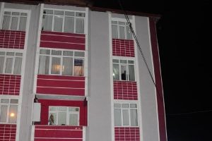 Kuzeninin evlenmek i&ccedil;in talip olduğu gen&ccedil; kız canına kıydı