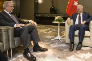Başbakan Yıldırım, Avramopulos'la g&ouml;r&uuml;şt&uuml;