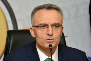 "Bizim defterimizde 16 Nisan tarihine kadar 'hayır' yok"