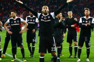 Beşiktaş'ta derbi &ouml;ncesi sarı alarm!