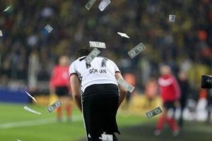 G&ouml;khan: Kadık&ouml;y'de &uuml;zerime para atanlara bir &ccedil;ift lafım olacak