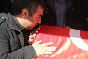 Ter&ouml;r&uuml;n 11 yaşındaki kurbanı defnedildi