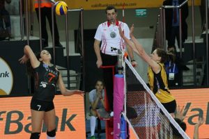VakıfBank: 3 - Eczacıbaşı VitrA: 0