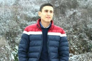 Havalı t&uuml;fekle vurulan gen&ccedil; hayatını kaybetti