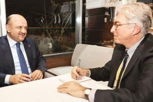 ABD'den T&uuml;rkiye'ye: PYD kantonları birleştiremez