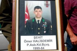 Halisdemir'i şehit eden cuntacılar hakim karşısına &ccedil;ıkıyor