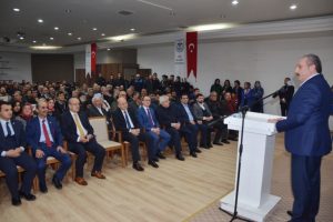 Bursa'da İznik Akademi'de 6. ders Anayasa Komisyonu Başkanı Şentop'tan