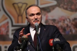 "Diktat&ouml;rler se&ccedil;imle gelmez, darbeyle gelir"