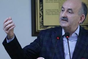 M&uuml;ezzinoğlu'ndan 'evet-hayır' a&ccedil;ıklaması