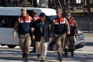 Kardeşini &ouml;ld&uuml;r&uuml;p battaniyeye sarıp Yeşilırmak'a atmış