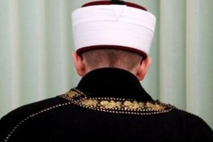 Giresun'da imam ve muhtar birbirine girdi