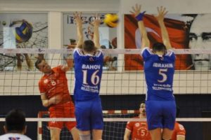 İneg&ouml;l Belediyespor set vermedi!