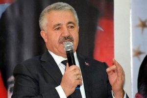 Bakan Arslan: "Pa&ccedil;amızdan asılanlar olmasaydı 2023 hedeflerini bug&uuml;n yakalamıştık"