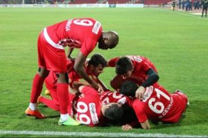 Derbide kazanan Balıkesirspor oldu