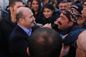 Bakan Soylu: 'Siyasi hayatımda b&ouml;yle bir şeye ilk kez şahit oluyorum'