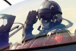 Hava Kuvvetleri'nde pilot a&ccedil;ığı jet hızıyla kapanıyor