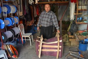 Kaybolmaya y&uuml;z tutmuş meslek: Semercilik