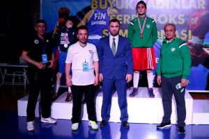 Boksta Bursaspor r&uuml;zgarı