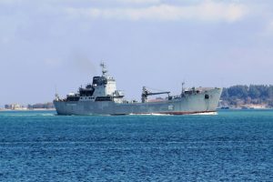 Rus savaş gemisi &Ccedil;anakkale Boğazından ge&ccedil;iş yaptı