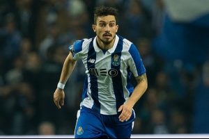 Alex Telles'e İtalya Milli Takımı yolu a&ccedil;ıldı