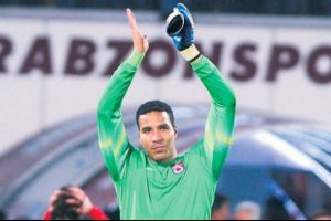 Trabzonspor'da Esteban'ın s&ouml;zleşmesi uzatılıyor