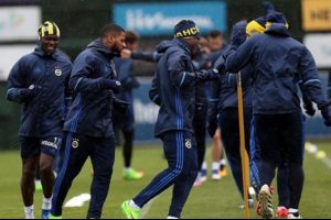 Fenerbah&ccedil;e, Krasnodar ma&ccedil;ı hazırlıklarına başladı