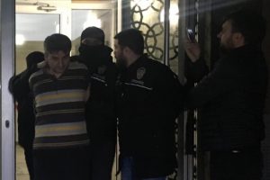 FET&Ouml;'den alınan eski iki savcı ve bir hakim tutuklandı