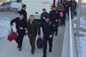 'FET&Ouml; imamlarına' y&ouml;nelik operasyonda 25 tutuklama
