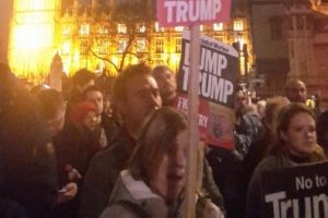 İngiltere'de Trump protestosu
