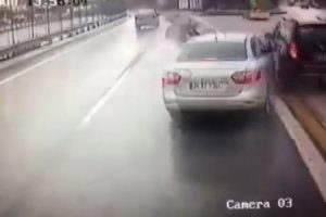 İstanbul E-5'teki kaza kamerada