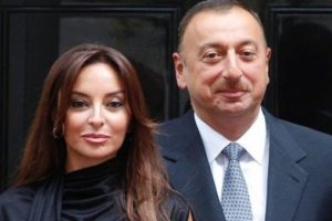 Aliyev, eşini cumhurbaşkanı yardımcısı olarak atadı