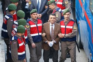 Darbeci Zekeriya Kuzu t&uuml;m salonu şoke etti!