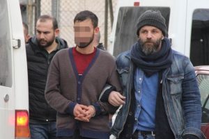 Samsun'da baba-oğul uyuşturucuyla yakalandı