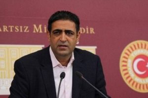 İdris Baluken g&ouml;zaltına alındı