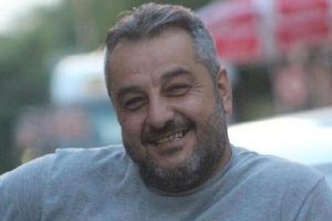 Kahvehanedeki silahlı saldırıda yaralanan 1 kişi &ouml;ld&uuml;