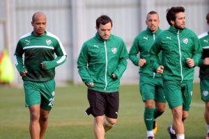 Bursaspor'da Kasımpaşa ma&ccedil;ı hazırlıkları s&uuml;r&uuml;yor