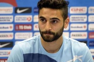 Mehmet Ekici benzin istasyonunda b&uuml;y&uuml;k şok yaşadı
