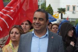 Karaca: Bursa'da boş binada 185 se&ccedil;men kayıtlı &ccedil;ıktı!