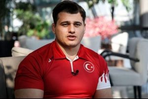 Rıza Kayaalp &ouml;d&uuml;l sisteminden rahatsız