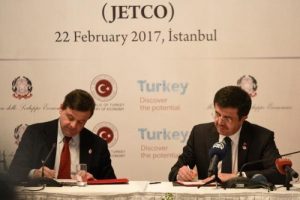 Zeybekci: "T&uuml;rkiye ve İtalya'yı yan yana getirebilmek &ouml;nemli"