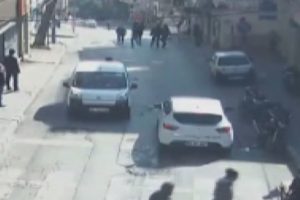 Kahvehaneye saldıran magandalar kamerada