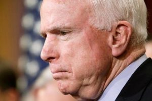 ABD'li senat&ouml;r McCain'den T&uuml;rkiye'ye gelmeden &ouml;nce gizli ziyaret
