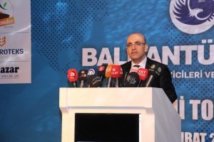 Başbakan Yardımcısı Şimşek, Bursa'da BALKANT&Uuml;RKSİAD'ın konuğu oldu