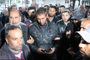 Adana'daki yangında &ouml;len iki kız kardeş toprağa verildi