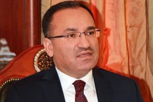 Bozdağ'dan 'kundak&ccedil;ı' a&ccedil;ıklaması