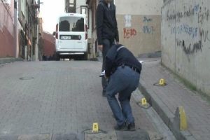 Savaş alanına d&ouml;nd&uuml;rd&uuml;ler! 37 mermi kovanı