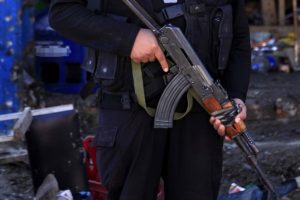El Kaide polis merkezine saldırı: 8 &ouml;l&uuml;